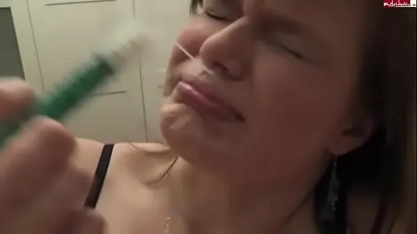 HD Girl injects cum up her nose with syringe [no sound drive Movies