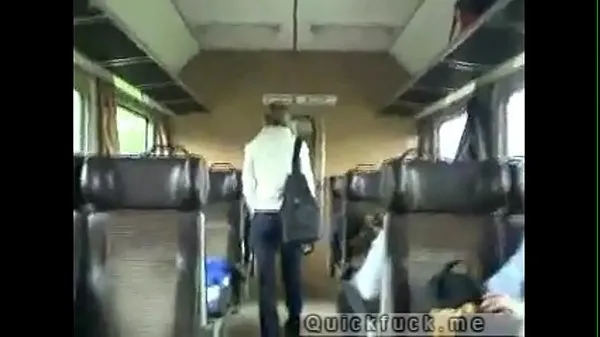 HD Amateur Blowjob In a Train Full of People mendorong Film