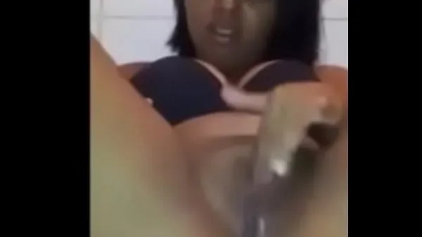 HD She invites her crush to lick her vagina memandu Filem