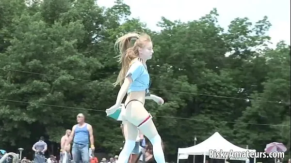 HD Amateur blonde is on the stage teasing the crowd drive Movies
