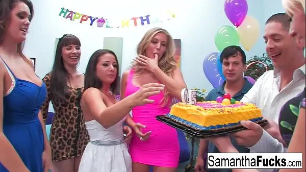 HD Samantha celebrates her birthday with a wild crazy orgy ขับเคลื่อนภาพยนตร์