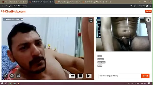 Filmy na jednotce HD Man eats pussy on webcam