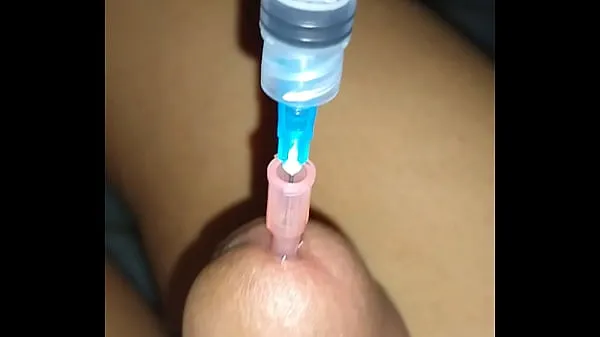 HD Injecting water into my penis with a catheter drive Movies