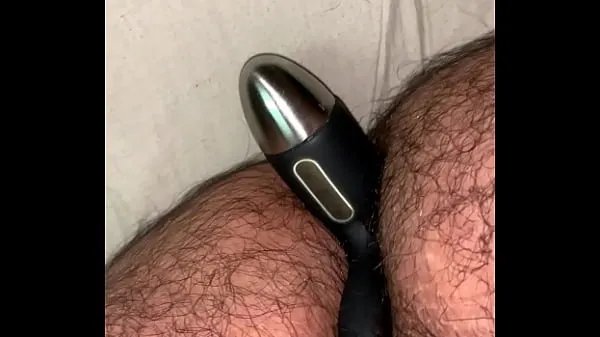 Filmy na jednotce HD Playing with my vibrator