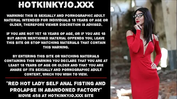 HD Red hot lady self anal fisting and prolapse in abandoned factory-filmer