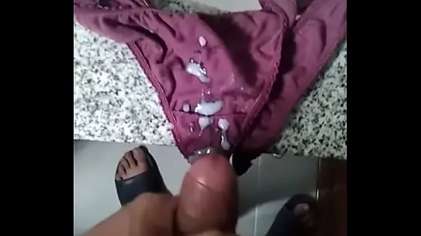 HD More cum on my wife's panties drive -elokuvat