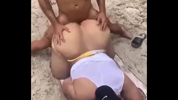 HD Fudendo o super bunda do passivo na praia Filmleri Sürdürün