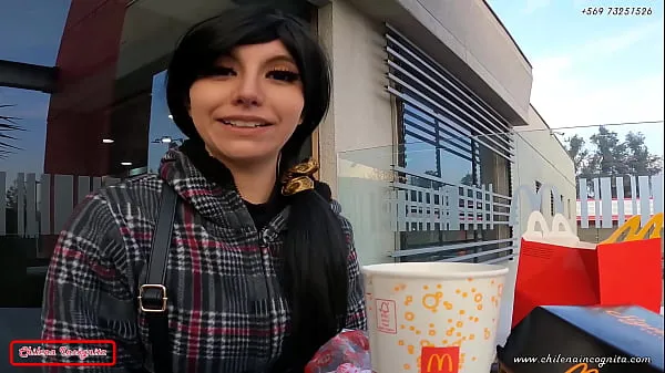 HD Youtuber va al fast food e finisce per scopareproduci film