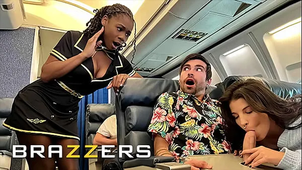 HD Lucky Gets Fucked With Flight Attendant Hazel Grace In Private When LaSirena69 Comes & Joins For A Hot 3some - BRAZZERSproduci film