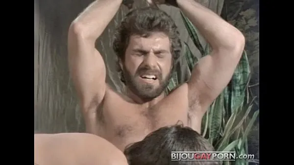 HD Shackled George Payne Sex Scene from Vintage Porn CENTURIANS OF ROME (1981 drive Movies